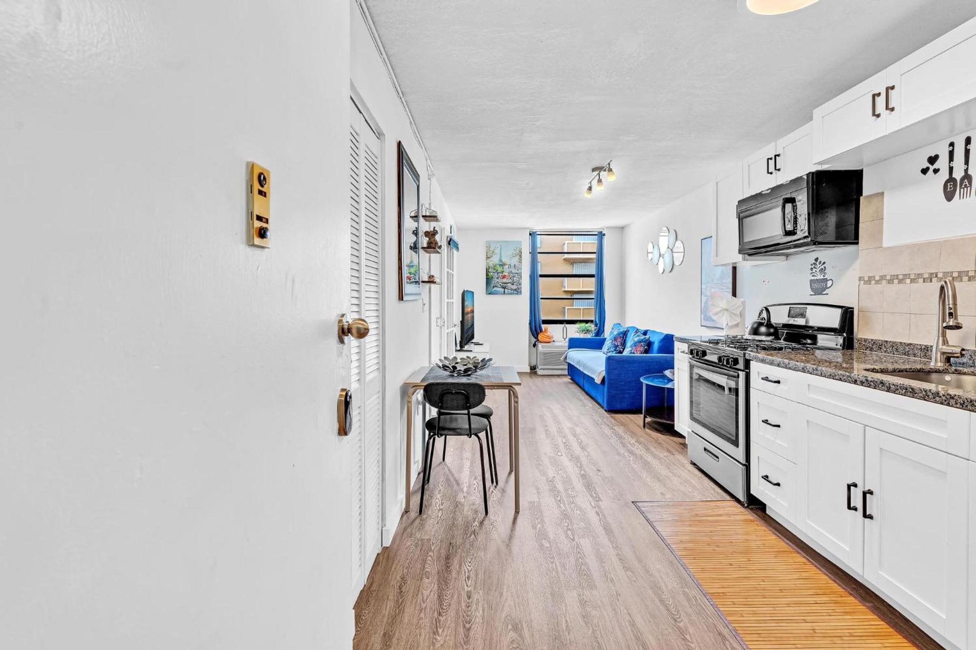 1 Bedroom In The Best Location In South Beach ! Маями Бийч Екстериор снимка
