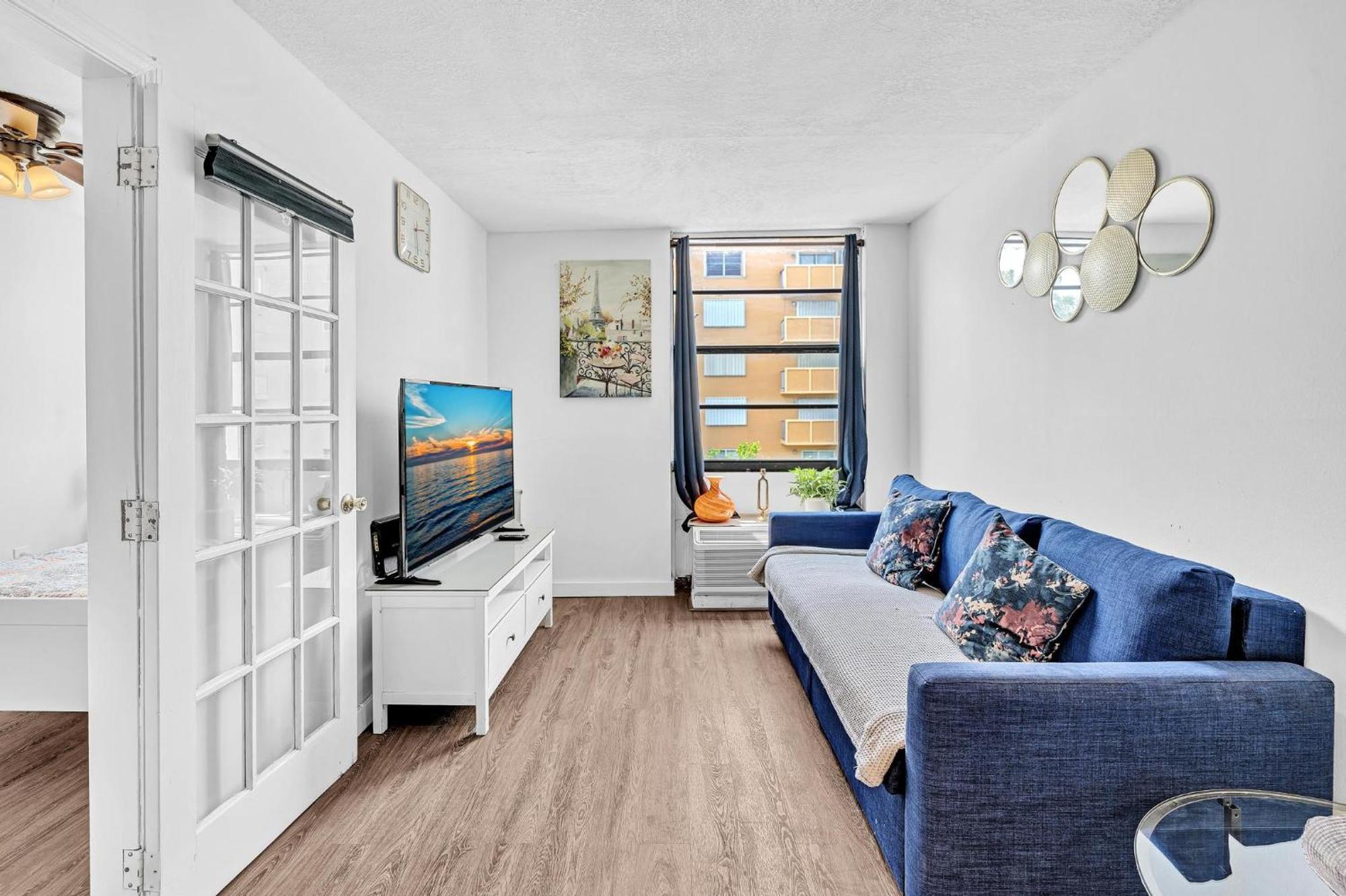 1 Bedroom In The Best Location In South Beach ! Маями Бийч Екстериор снимка