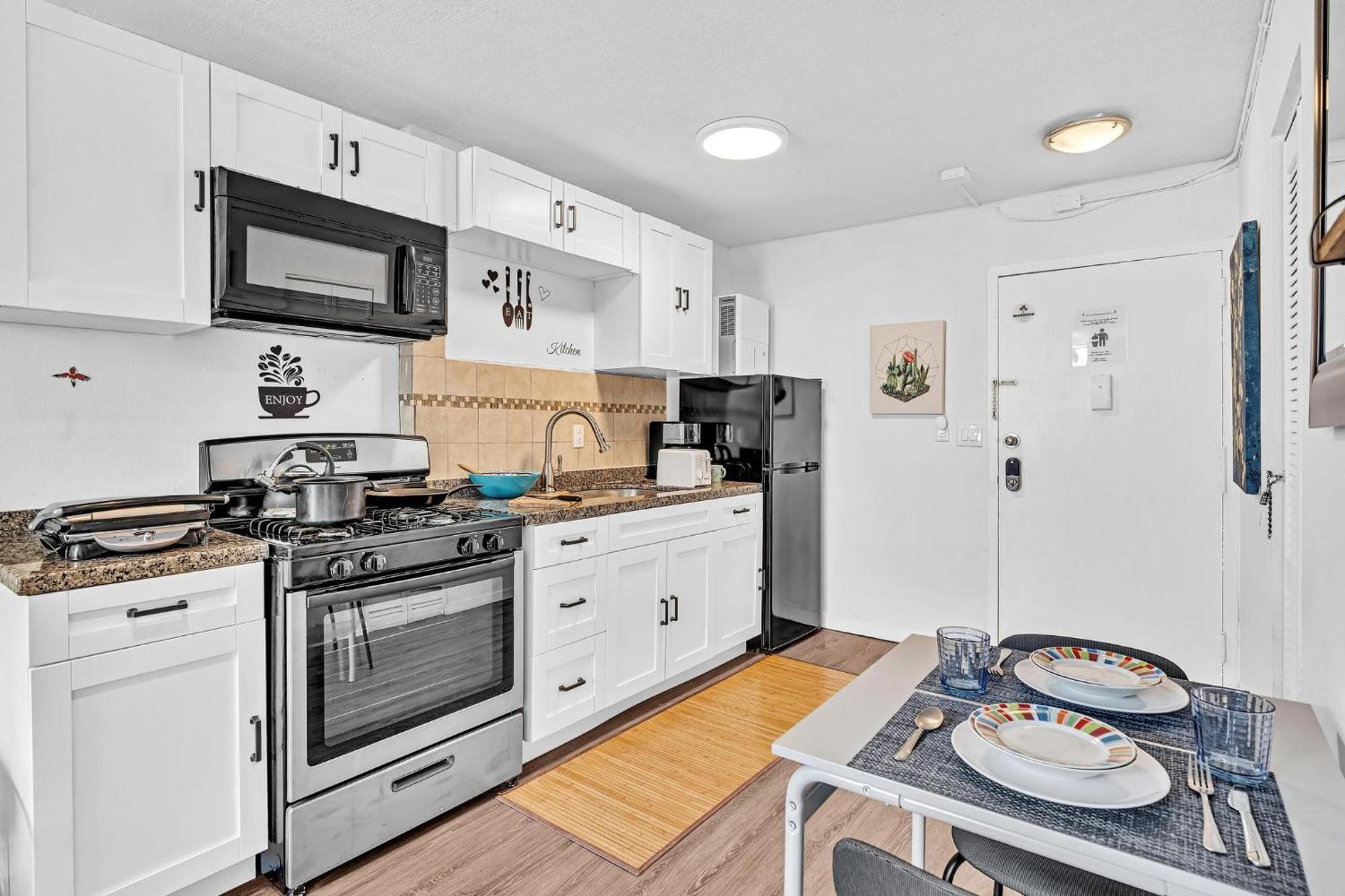 1 Bedroom In The Best Location In South Beach ! Маями Бийч Екстериор снимка